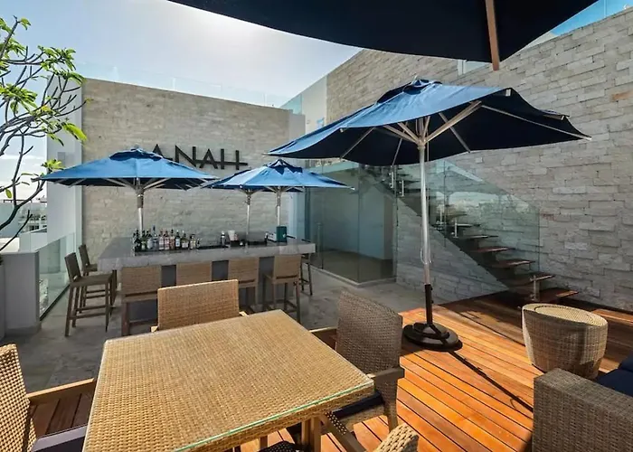 Apartamento A-Nah Downtown 4*