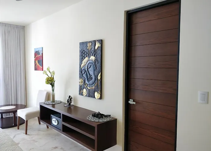 Apartamento A-Nah Downtown Aparthotel 4*