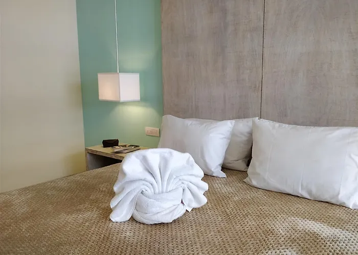 Aparthotel Apartamento A-Nah Downtown