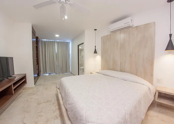 Apartamento A-Nah Downtown Aparthotel 4*