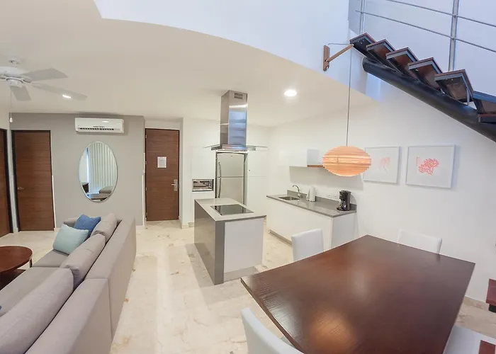 Apartamento A-Nah Downtown Aparthotel 4*
