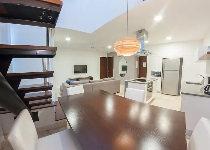 Aparthotel Apartamento A-Nah Downtown 4*